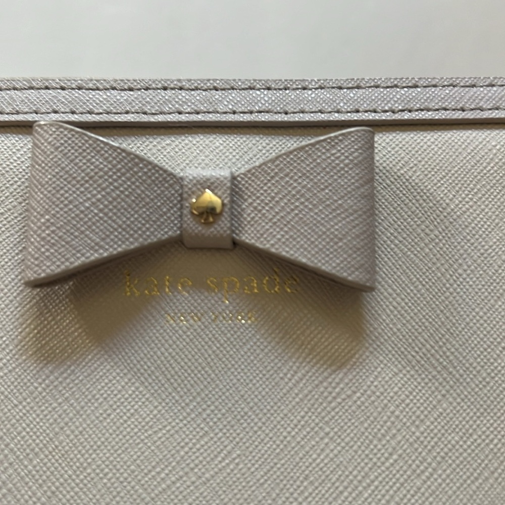 kate spade ♠️ long wallet ribbon beige 21 - excellent condition - Picture 2 of 13